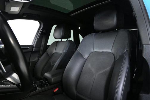 2019 Porsche Macan Base