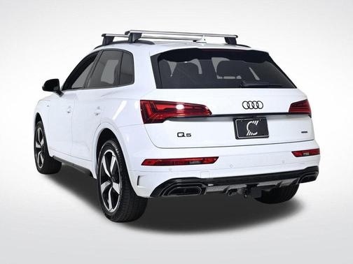 2024 Audi Q5 45 S line quattro Premium