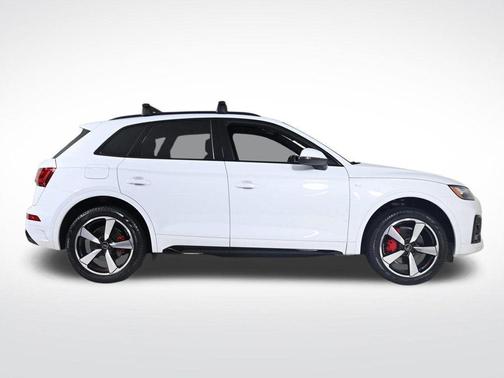 2024 Audi Q5 45 S line quattro Premium