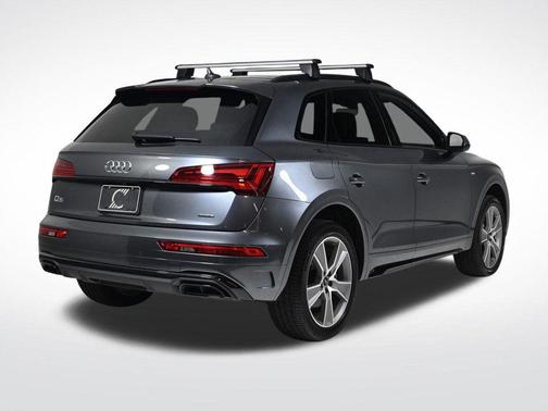 2025 Audi Q5 45 S line quattro Premium