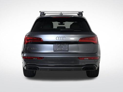 2025 Audi Q5 45 S line quattro Premium