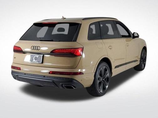 2025 Audi Q7 55 Premium Plus
