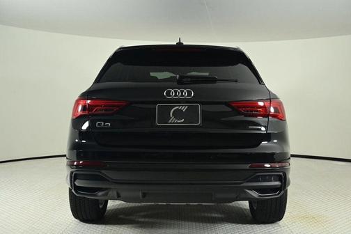 2025 Audi Q3 45 S line Premium