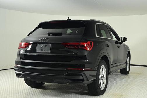 2025 Audi Q3 45 S line Premium