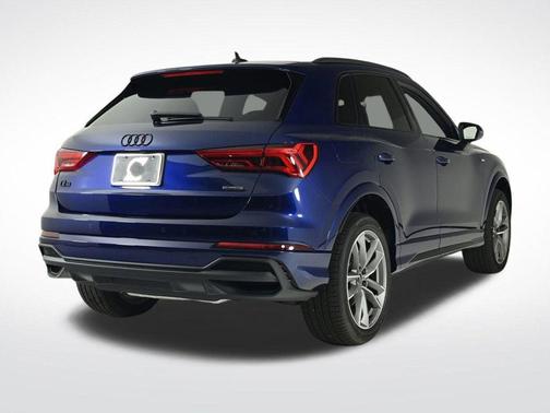 2025 Audi Q3 45 S line Premium