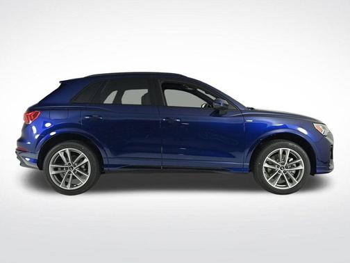2025 Audi Q3 45 S line Premium