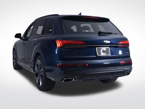 2026 Audi Q7 55 Premium Plus