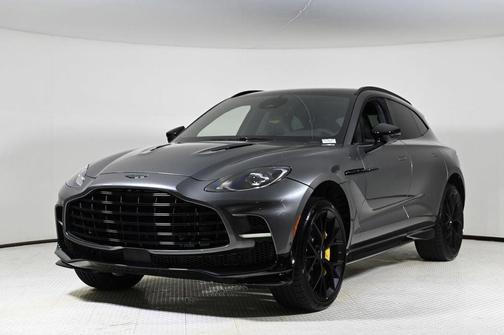 2025 Aston Martin DBX 707