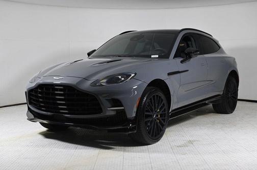 2025 Aston Martin DBX 707