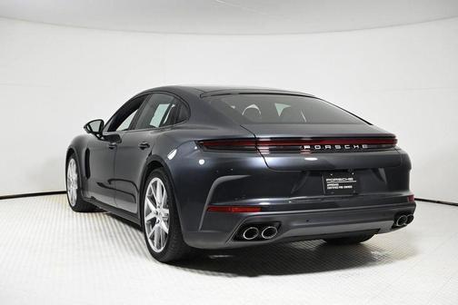 2024 Porsche Panamera RWD