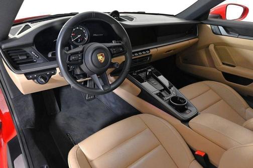 2024 Porsche 911 Carrera