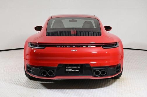 2024 Porsche 911 Carrera