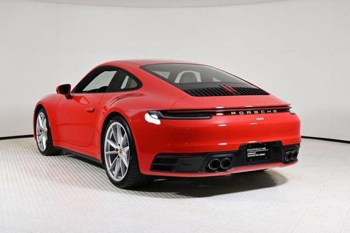 2024 Porsche 911 Carrera