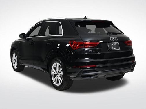2025 Audi Q3 45 S line Premium