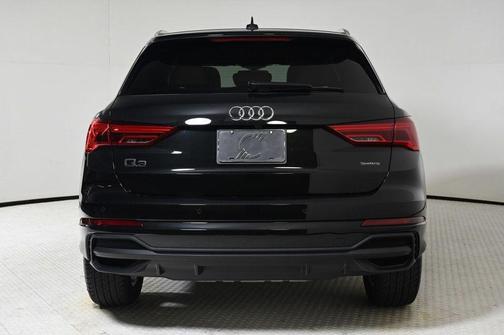 2025 Audi Q3 45 S line Premium