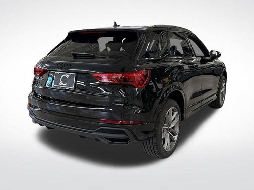 2025 Audi Q3 45 S line Premium