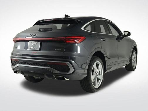 2025 Audi Q5 Sportback 2.0T Premium