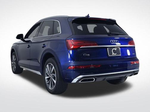 2023 Audi Q5 45 S line Premium Plus