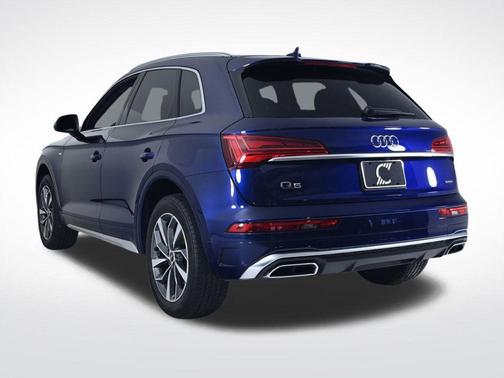 2023 Audi Q5 45 S line Premium Plus