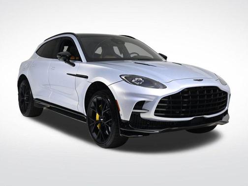 2025 Aston Martin DBX 707
