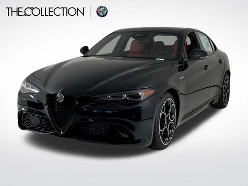 2025 Alfa Romeo Giulia Base