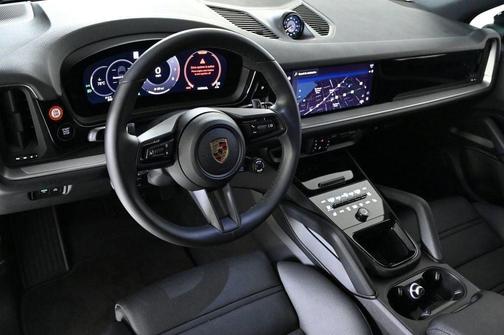 2024 Porsche Cayenne Base