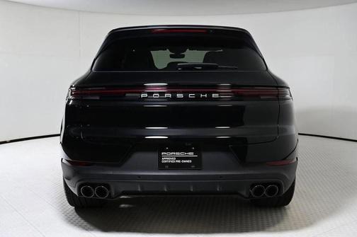2024 Porsche Cayenne Base