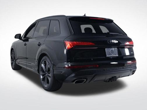 2026 Audi Q7 55 Premium Plus