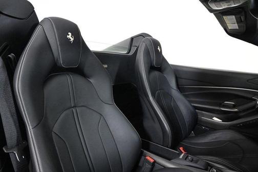 2021 Ferrari F8 Spider Base