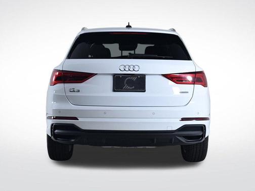 2025 Audi Q3 45 S line Premium