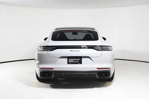 2022 Porsche Panamera Platinum Edition