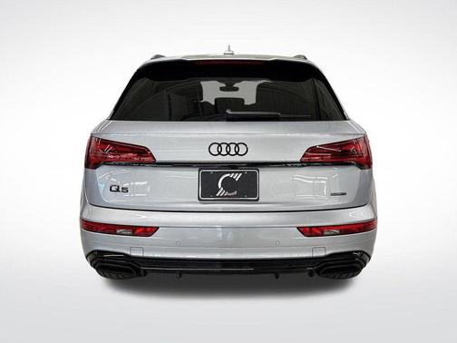 2025 Audi Q5 45 S line quattro Premium