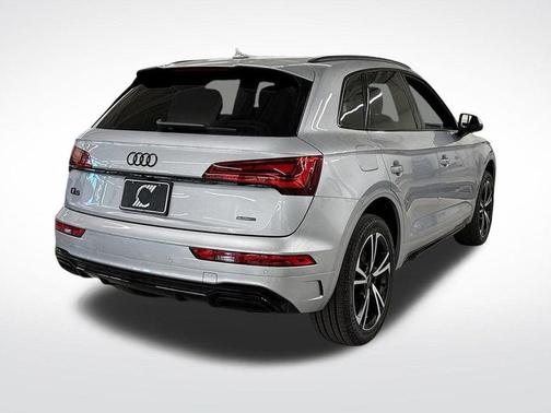 2025 Audi Q5 45 S line quattro Premium