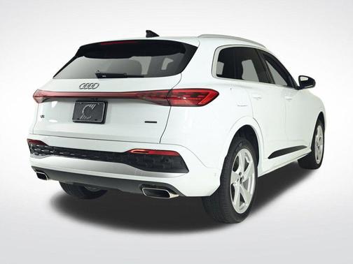 2025 Audi Q5 2.0T quattro Premium