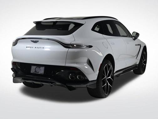 2025 Aston Martin DBX 707
