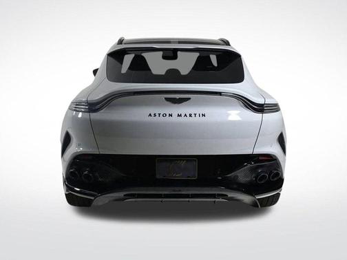 2025 Aston Martin DBX 707