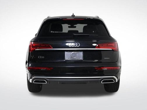 2024 Audi Q5 45 S line quattro Premium