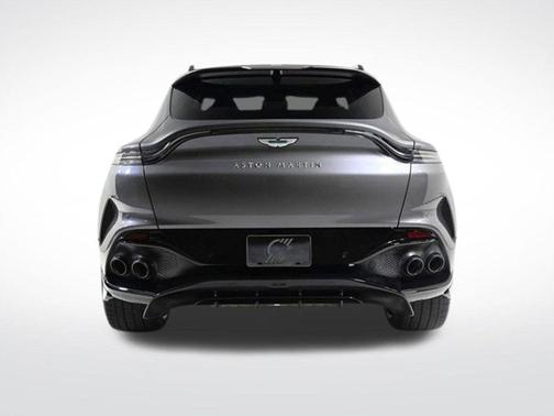 2025 Aston Martin DBX 707