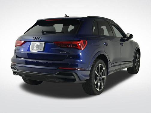 2025 Audi Q3 45 S line Premium