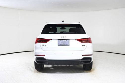 2025 Audi Q3 45 S line Premium