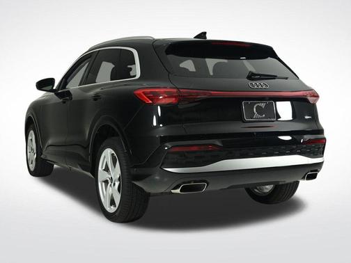 2025 Audi Q5 2.0T quattro Premium