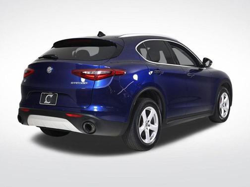2019 Alfa Romeo Stelvio Base