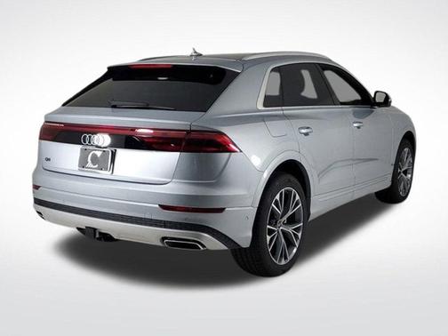 2025 Audi Q8 Premium