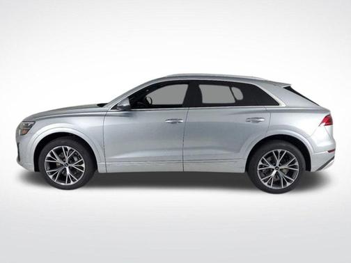 2025 Audi Q8 Premium