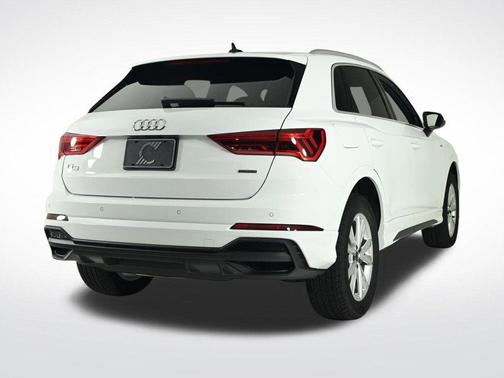 2025 Audi Q3 45 S line Premium