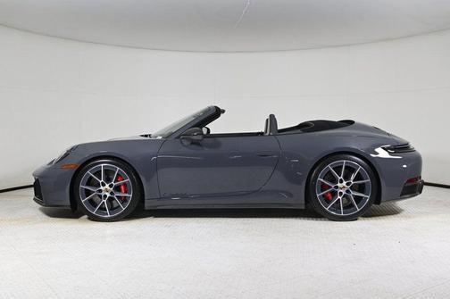 2026 Porsche 911 Carrera 4 GTS