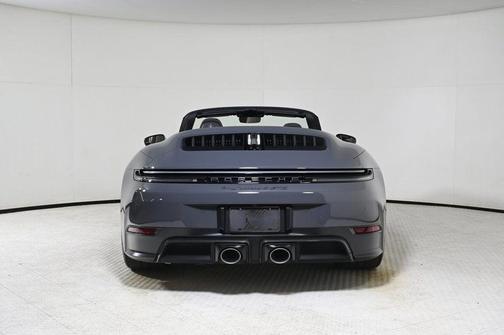 2026 Porsche 911 Carrera 4 GTS