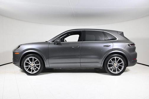 2024 Porsche Cayenne Base
