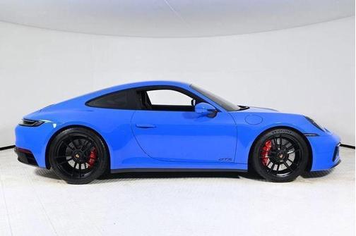 2023 Porsche 911 Carrera 4 GTS