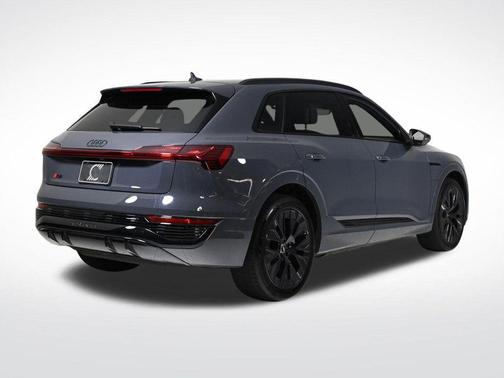 2024 Audi Q8 e-tron Premium